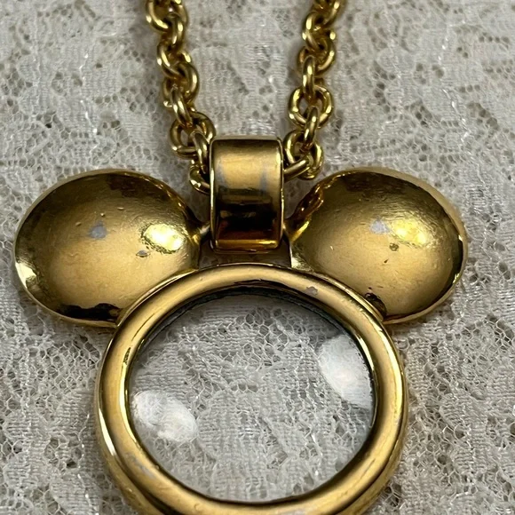 Napier/vintage Signature “Walt Disney’s Mickey” magnifying necklace worn - Picture 4 of 7